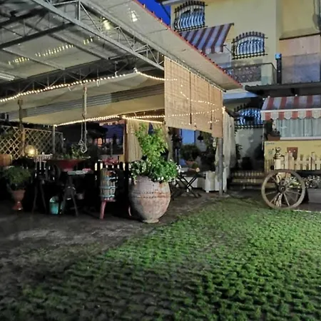 Il Giardino Di Laura Vakantiehuis Mommio