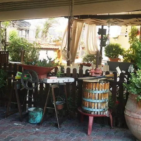 Vakantiehuis Il Giardino Di Laura Mommio