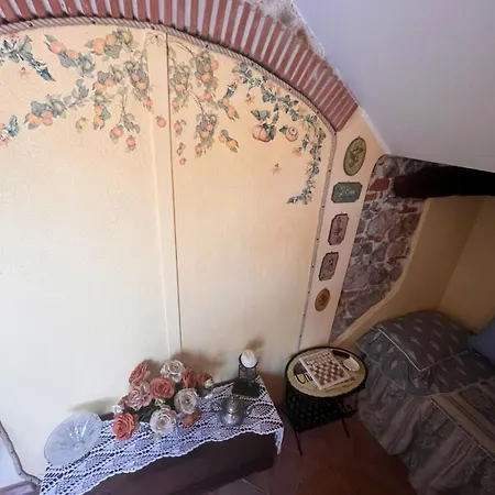 Holiday home Il Giardino Di Laura Mommio